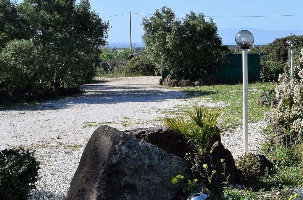 La Ginestra Guest House Orosei Bagian luar foto