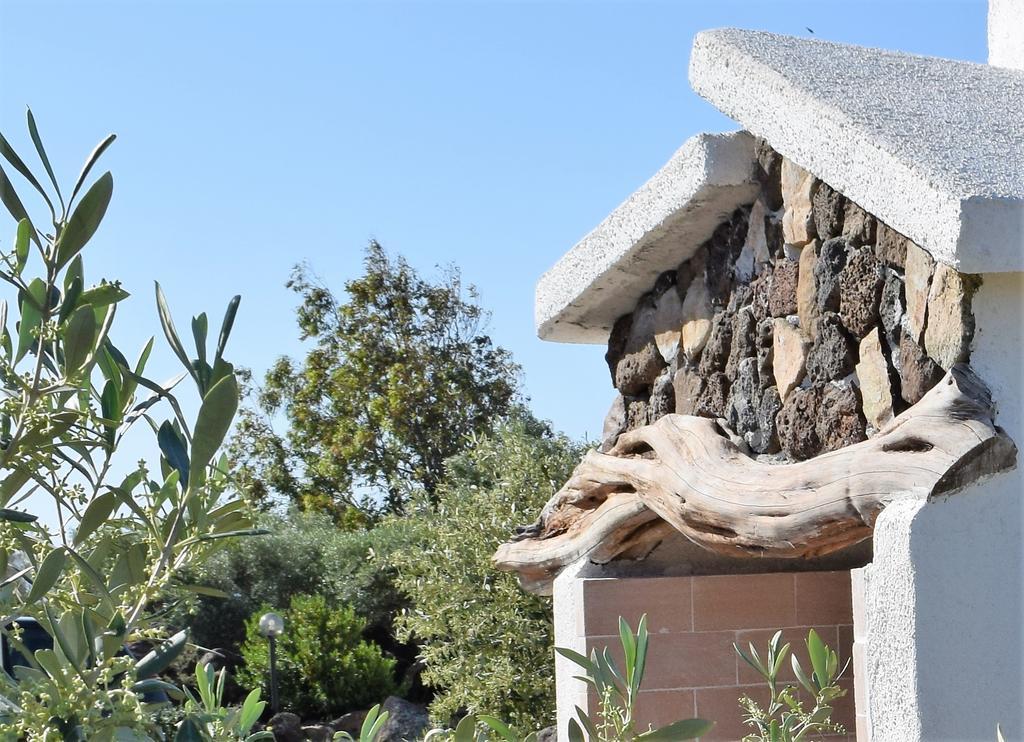 La Ginestra Guest House Orosei Bagian luar foto