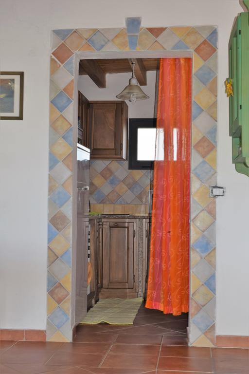 La Ginestra Guest House Orosei Bagian luar foto