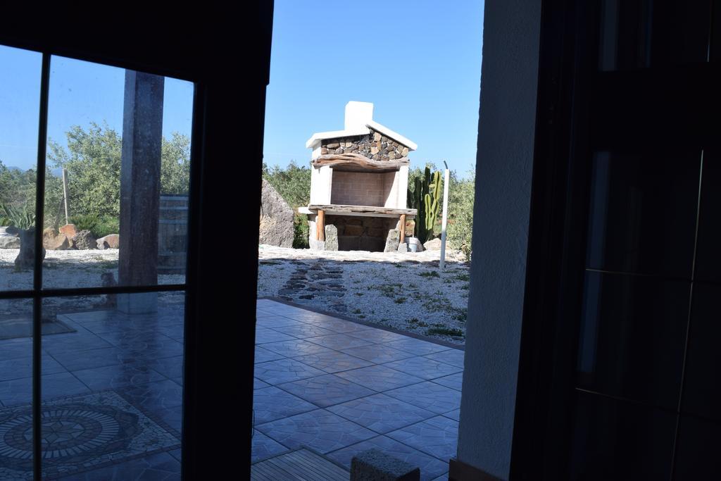La Ginestra Guest House Orosei Bagian luar foto
