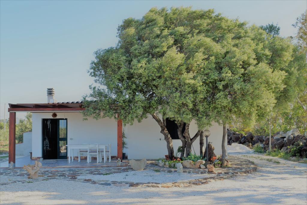 La Ginestra Guest House Orosei Bagian luar foto